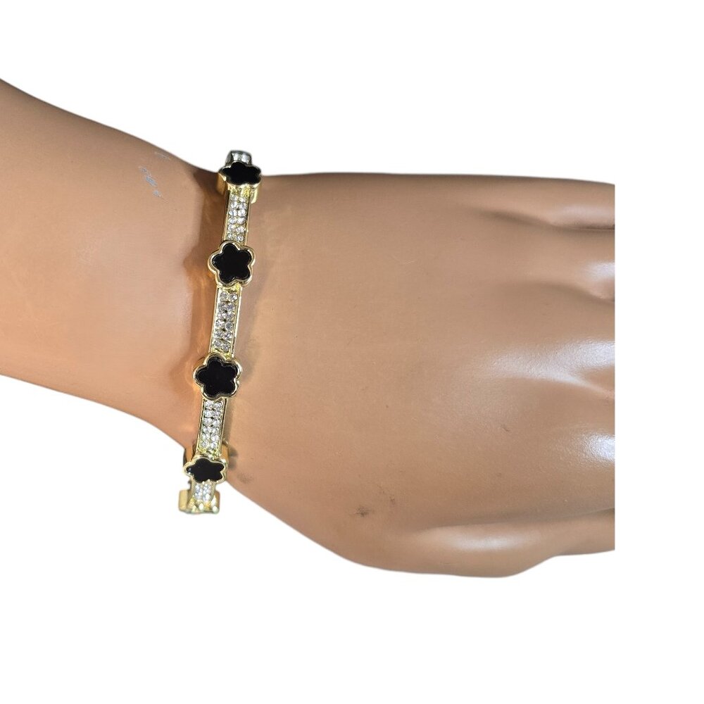 Women's Trendy Gold Plated Black Enamel Clover Bracelet NWOT